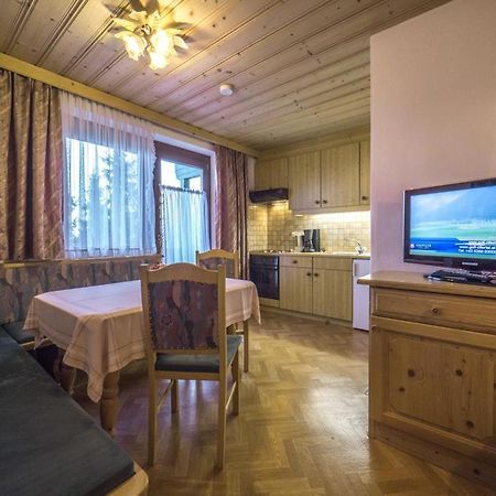 Ferienwohnungen Egger - Direkt An Der Spieljochbahn Fügen Esterno foto