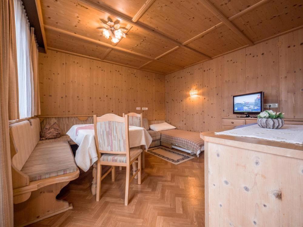 Ferienwohnungen Egger - Direkt An Der Spieljochbahn Fügen Esterno foto